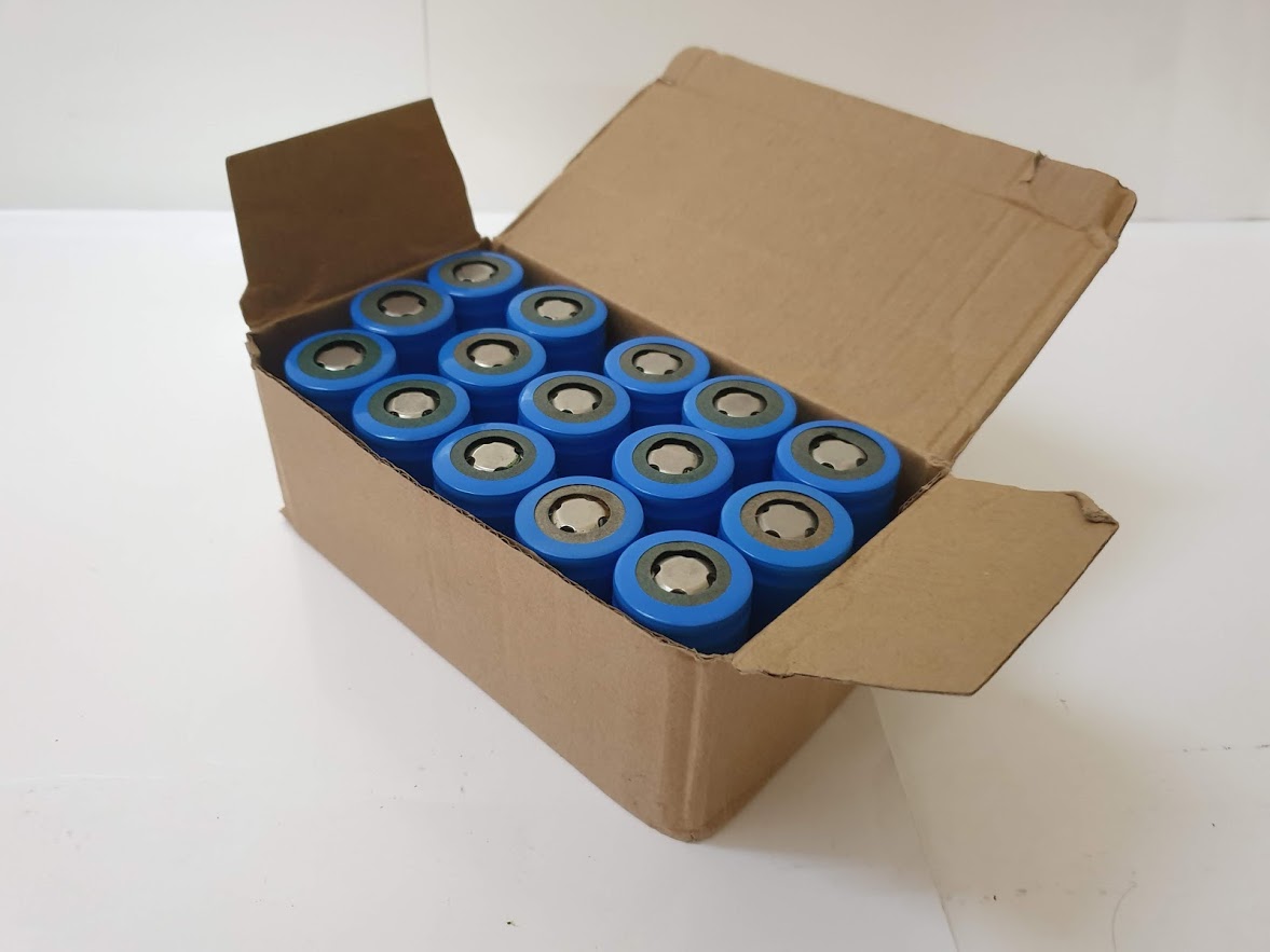 Pin mới lithium 32700 - 3.2v, 5.5ah, pin sạc lithium sắt, 0936395395
