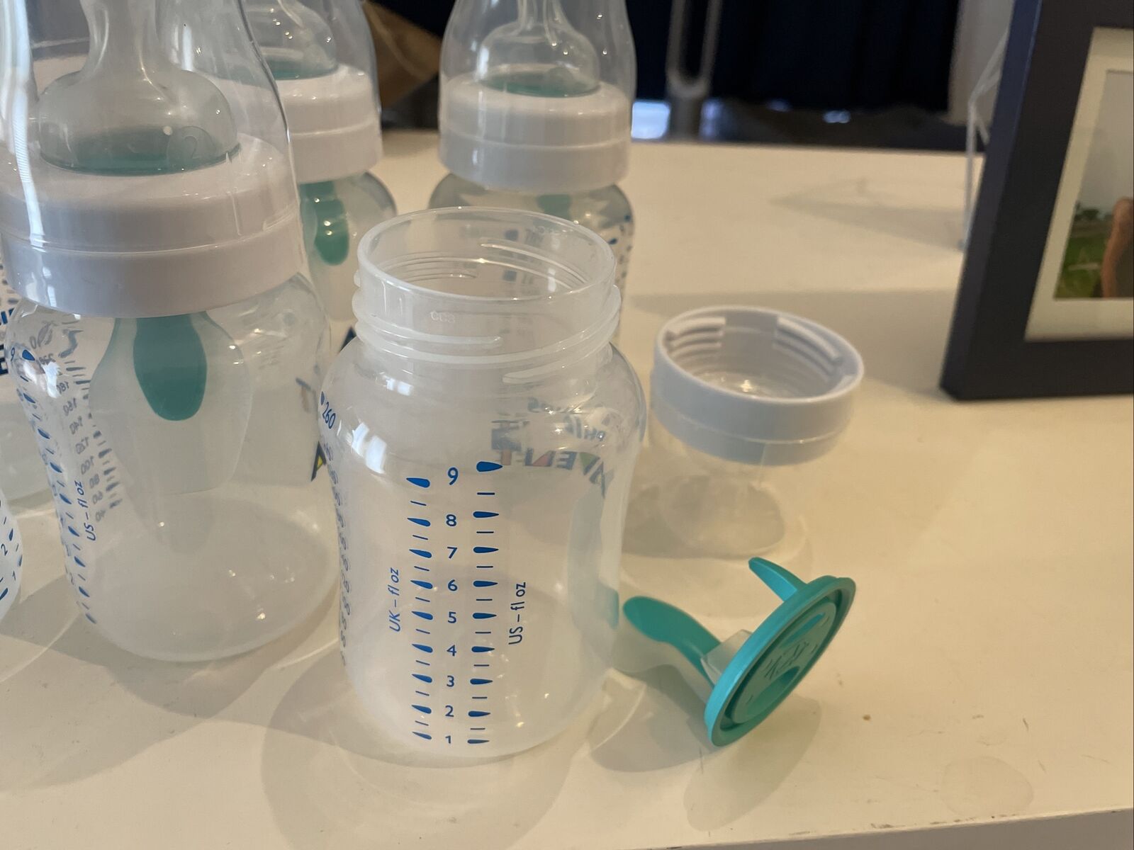 Bình sữa Avent Anti-colic có van airfree