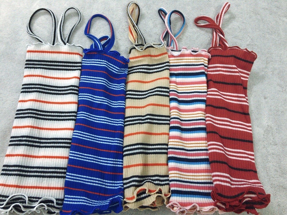 áo croptop 2 dây kẻ sọc cuốn biên cá tính
