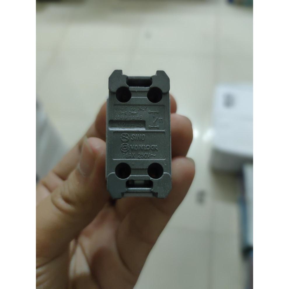 Công tắc 1 chiều 16A SINO S18CCS/S dòng S18CC