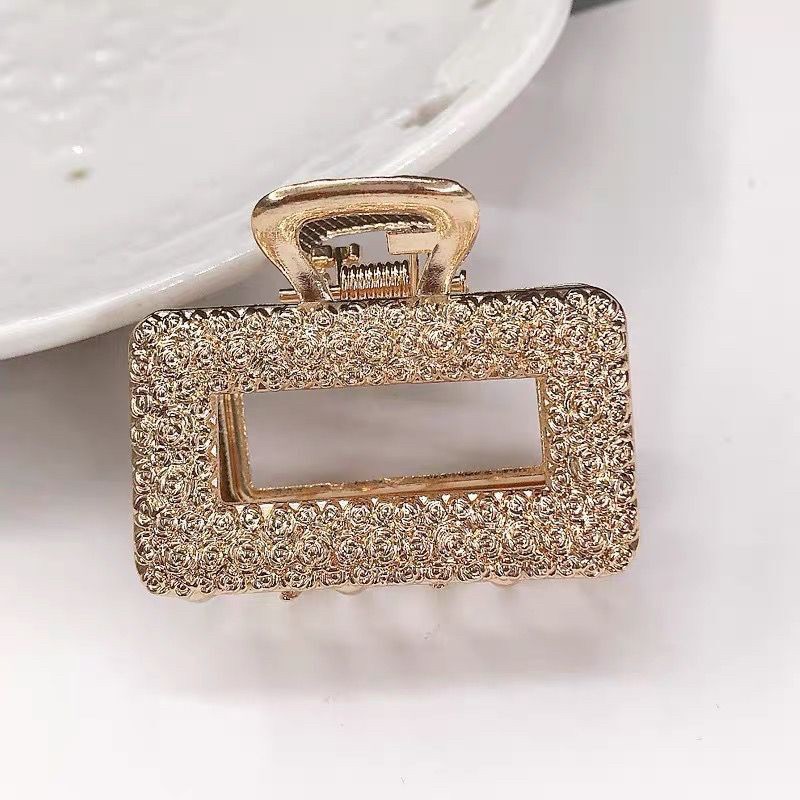 Set 2 kẹp tóc Hàn Quốc màu vàng sang trọng