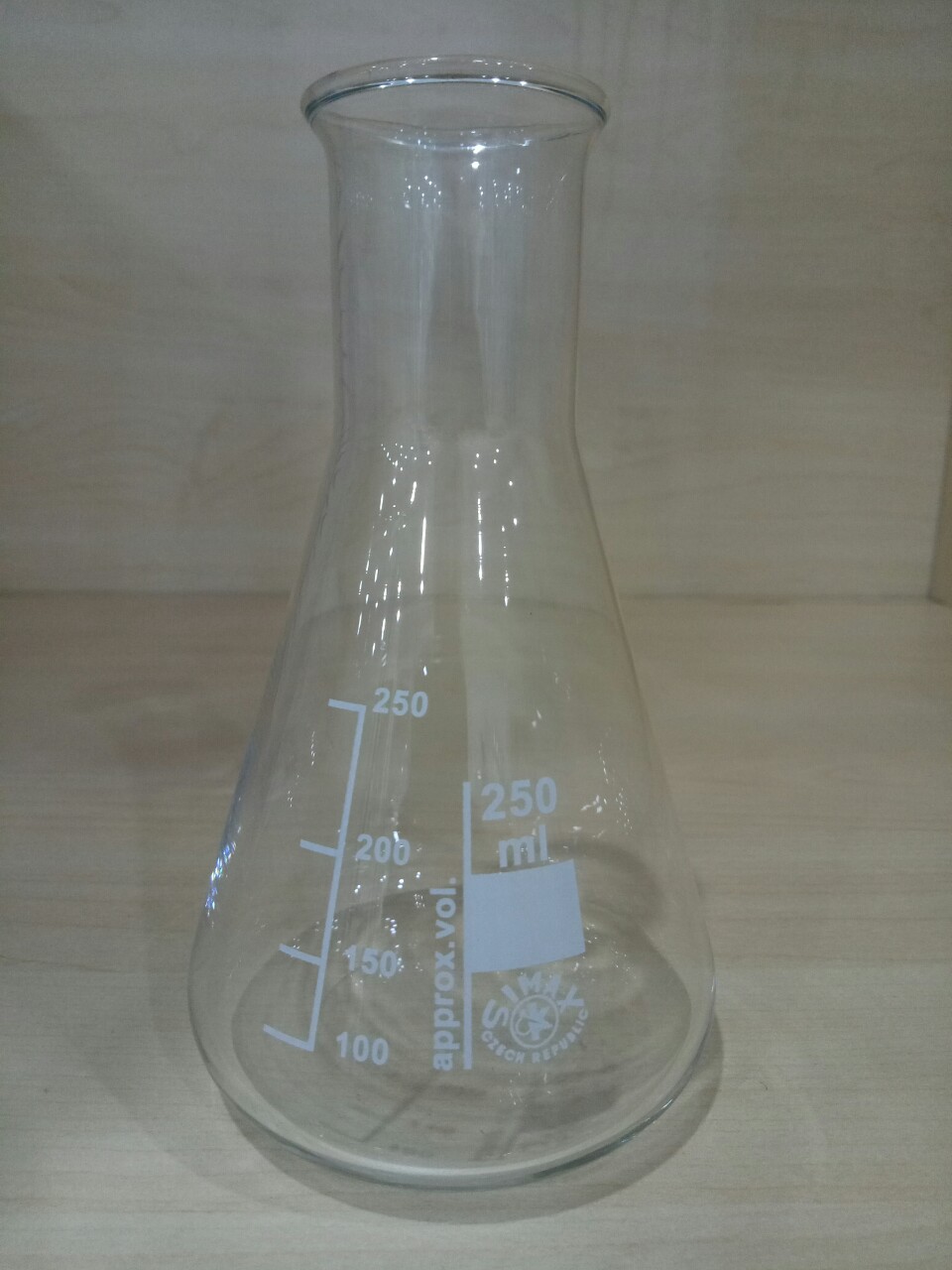 Bình tam giác miệng hẹp 250ml SIMAX