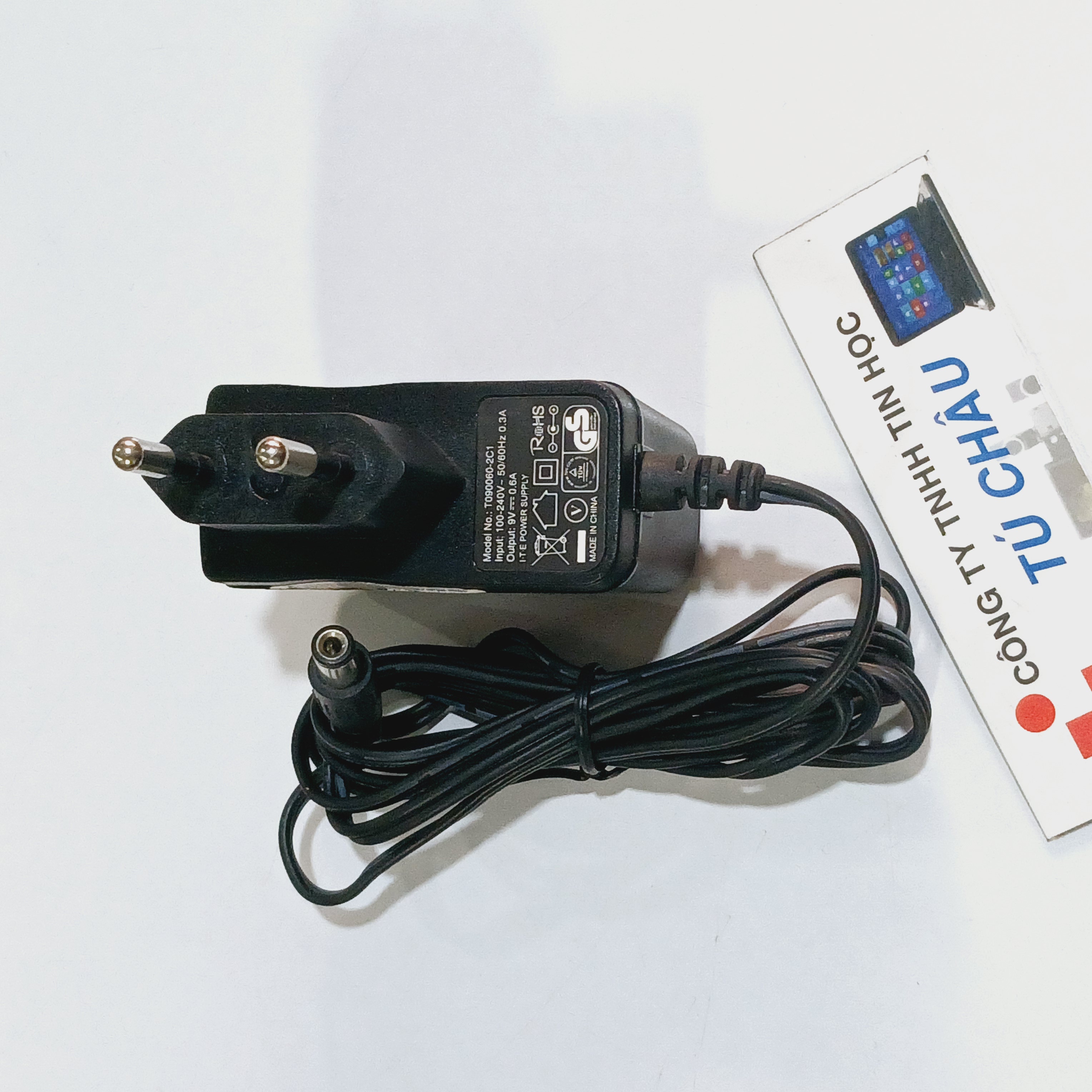 Adapter tp link dc 9v - 0.6a zin