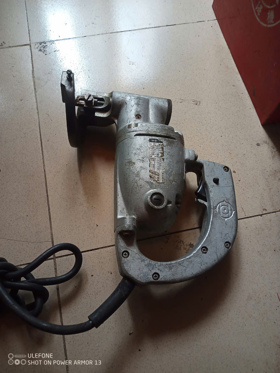 Máy cắt tôn 2mm hàng nhật bãi
