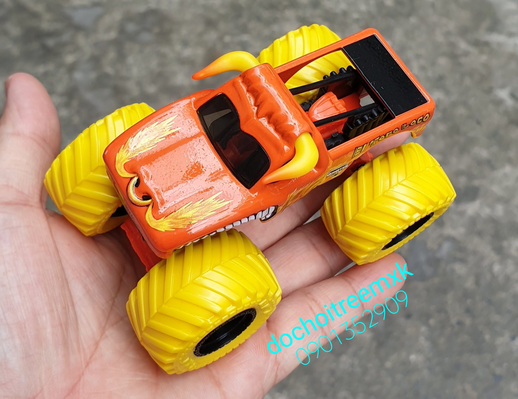 [HCM]Set xe Monter Jam màu cam cho bé hàng Spin Master Canada (Monter Jam Creatures)