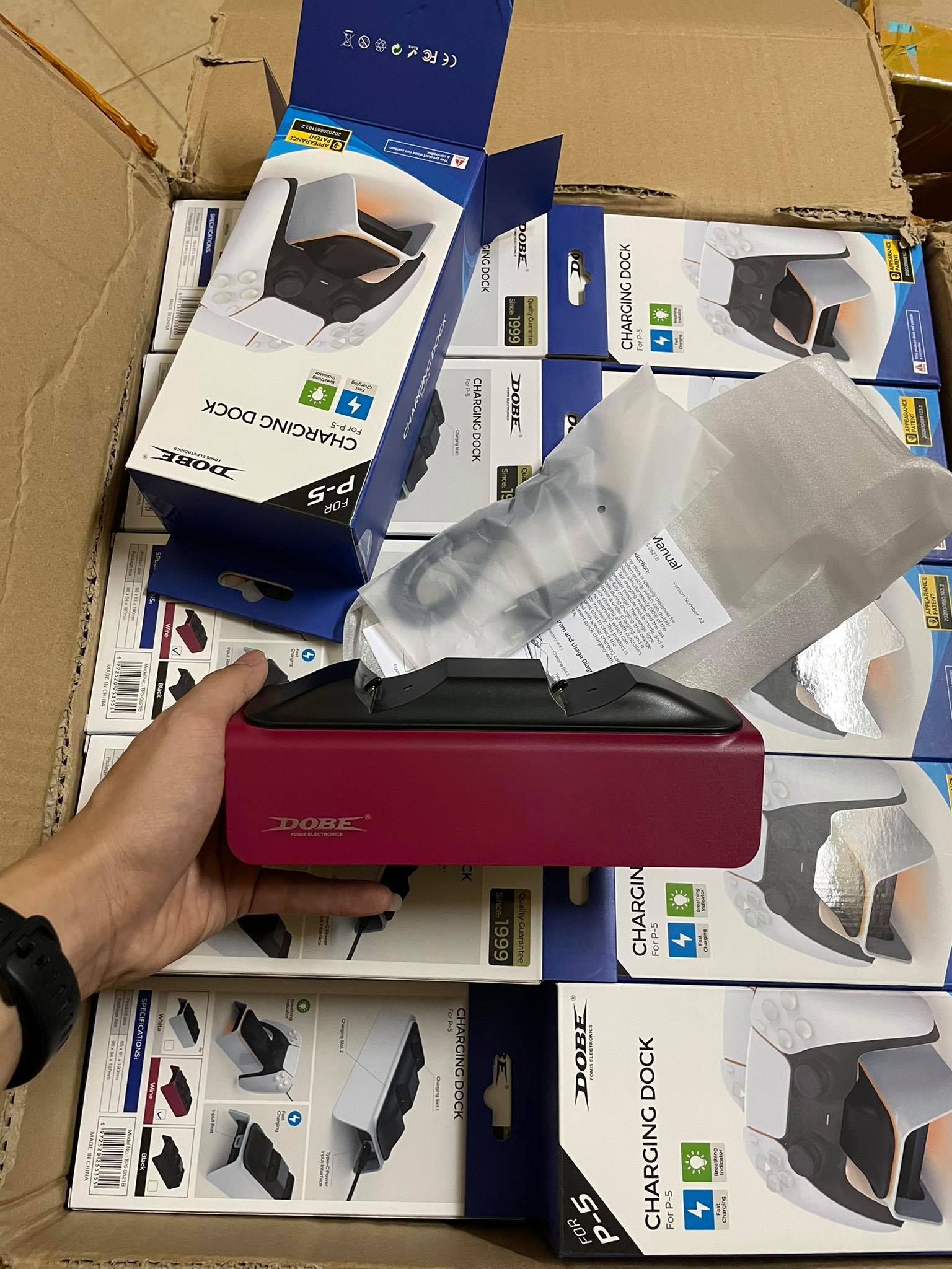 Đế sạc tay cầm PS5 DOBE - PlayStation 5