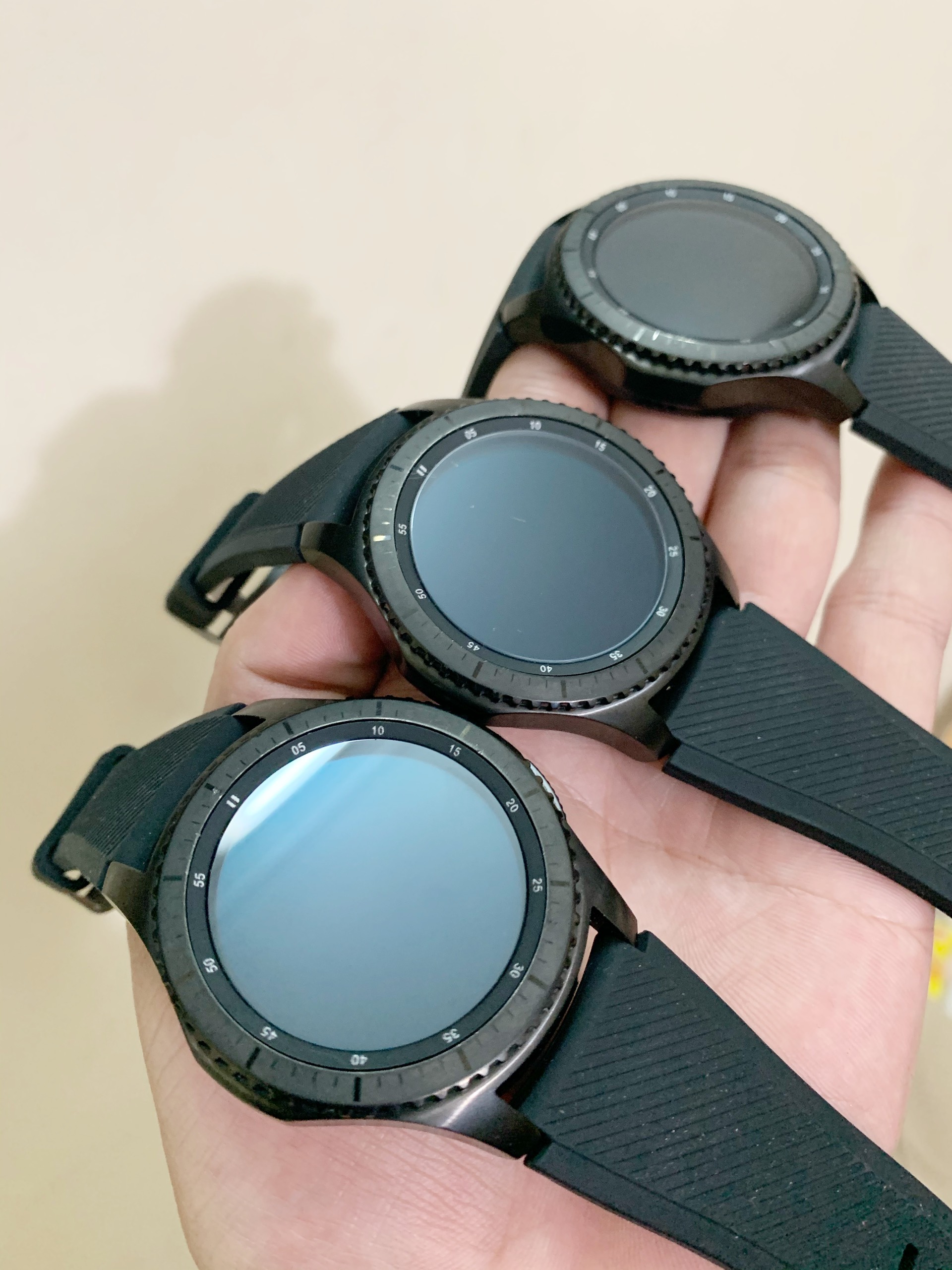 Đồng hồ thông minh Samsung Gear S3 Frontier