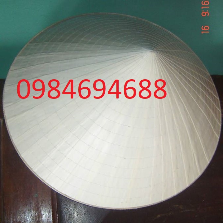 Nón lá dừa chụp ảnh đẹp