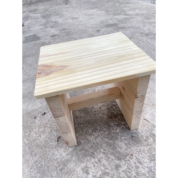 Ghế ngồi , ghế đẩu , ghế kê đồ gỗ thông cao 30cm dày