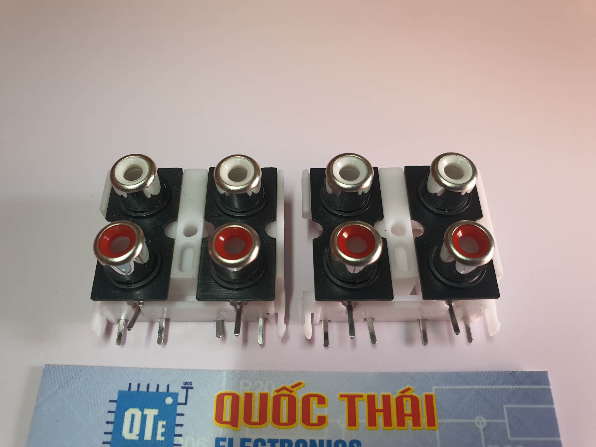 Combo 2 jack av 4 lỗ