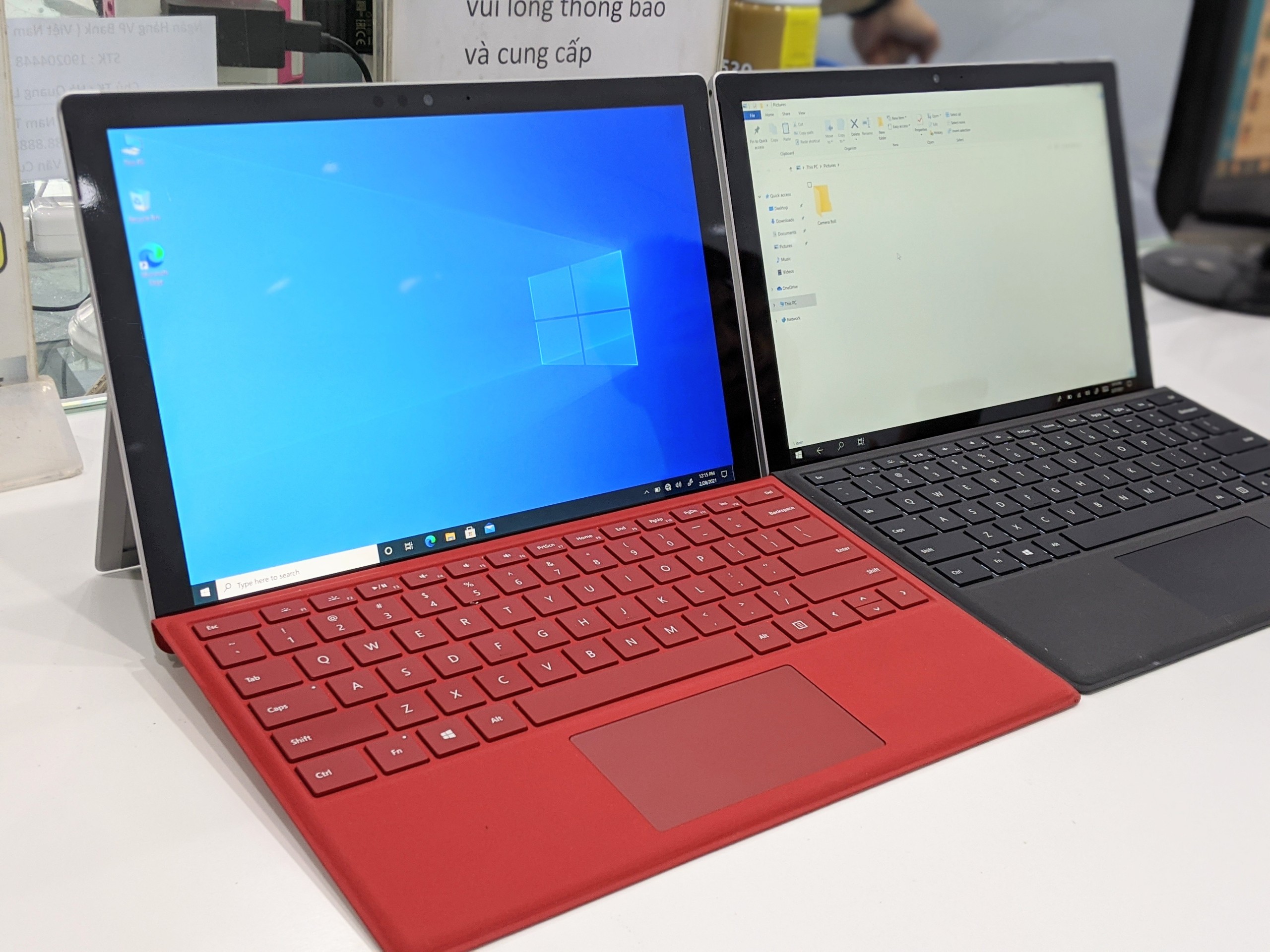 Máy tính bảng Microsoft Surface Pro 5 Nhập Khẩu Mỹ ( Surface Pro 2017 ) Win 10 Pro Kèm phím sạc chính hãng ,Core M3 4GB ram SSD 128GB màn hình 3K Tại Playmobile