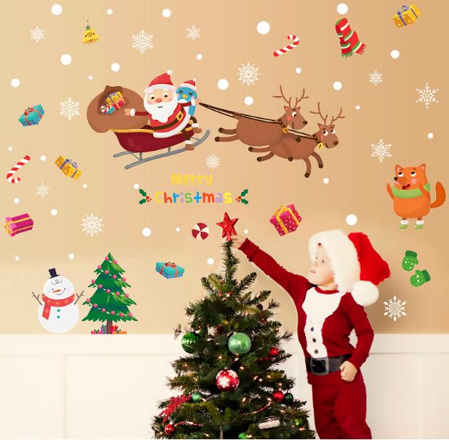 [HCM]Decal trang trí Noel - Ông già NOEL đi phát quà cho Bé. Decal in trên chất liệu PVC có keo sẵn ở mặt sau chỉ cần lột ra và dán có thể lau chùi bằng nước công nghệ in rõ nét không bay màu.