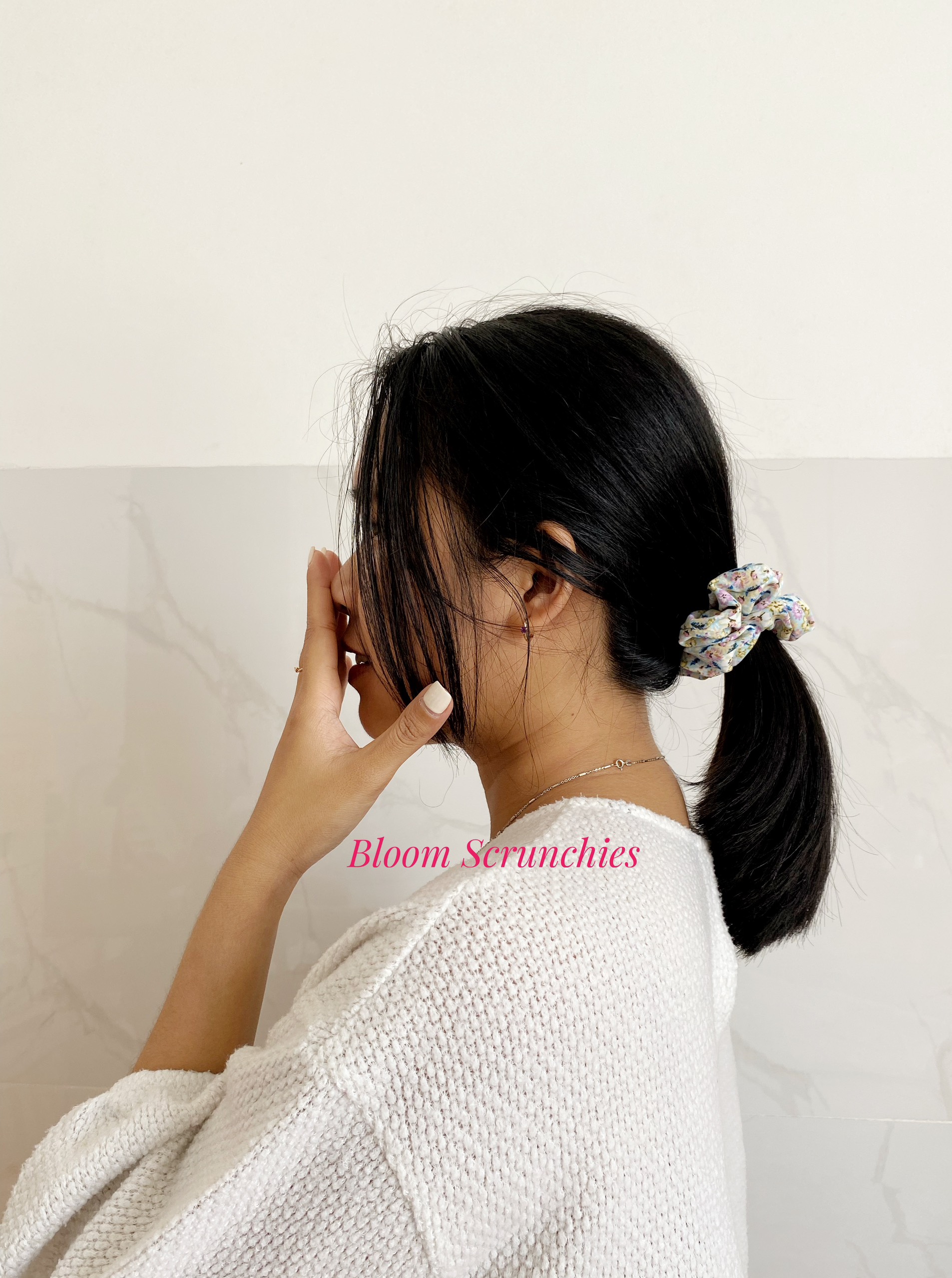 Dây cột tóc lụa mango hoa nhí nền xanh mint Mini_Scrunchies