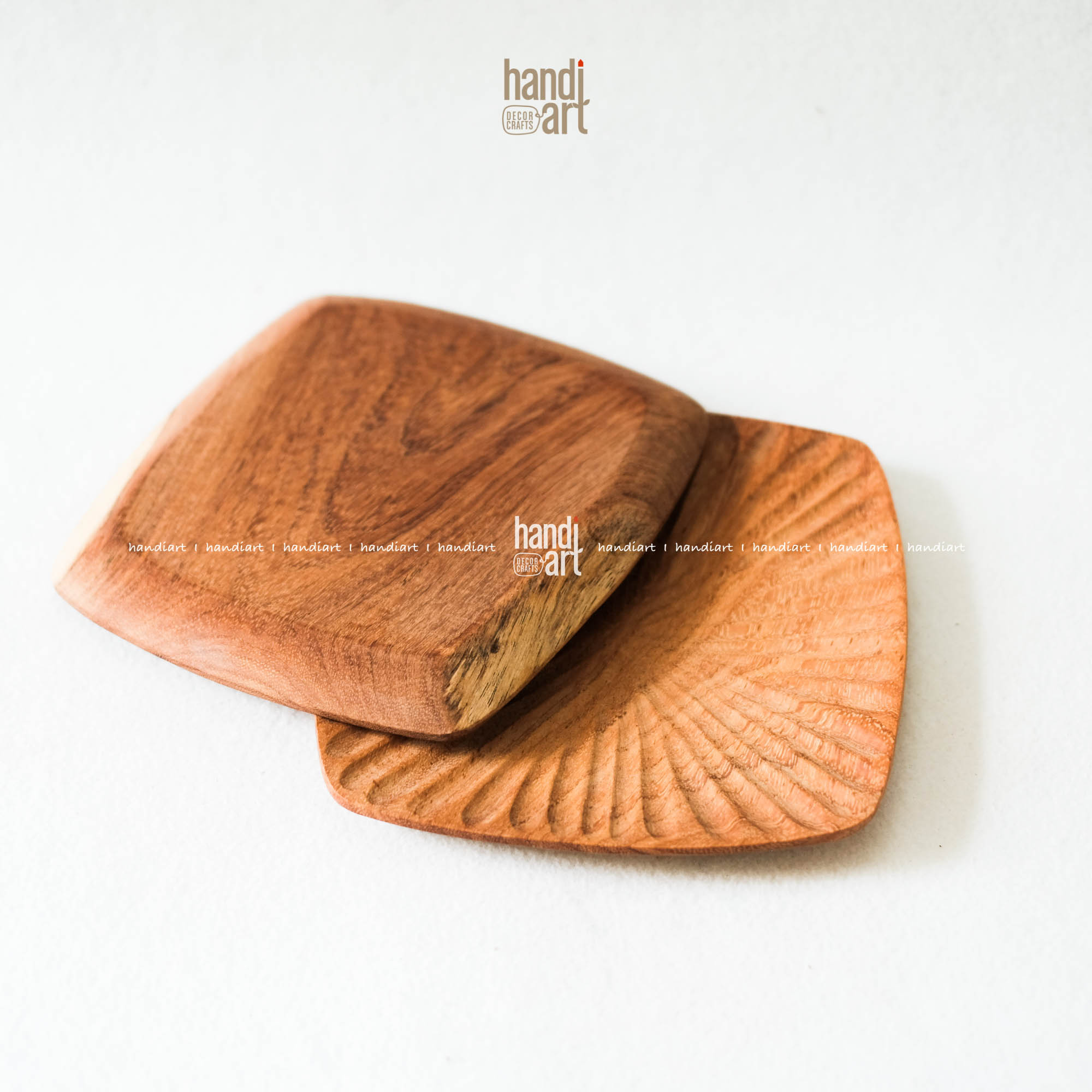 Đĩa vuông gỗ đỏ, Đĩa trang trí thức ăn