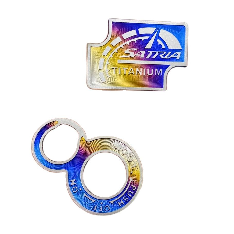 [HCM]Combo tem titan dán ổ khóa kèm ốp nắp dầu titan cho xe suzuki SATRIA 150cc fi