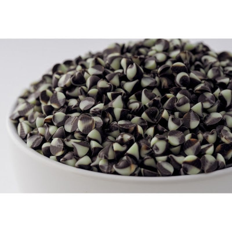 Socola chip 2 màu trắng đen Cacao Talk hũ 700g