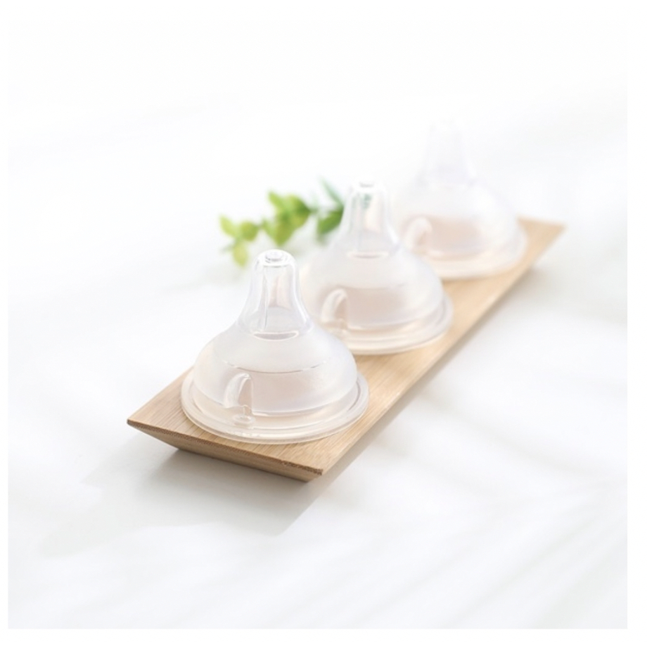 Núm ti bình sữa moyuum Hàn Quốc