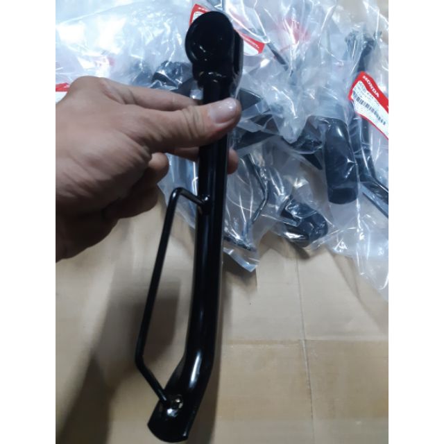 chân chống fix lỗi nghiêng vario