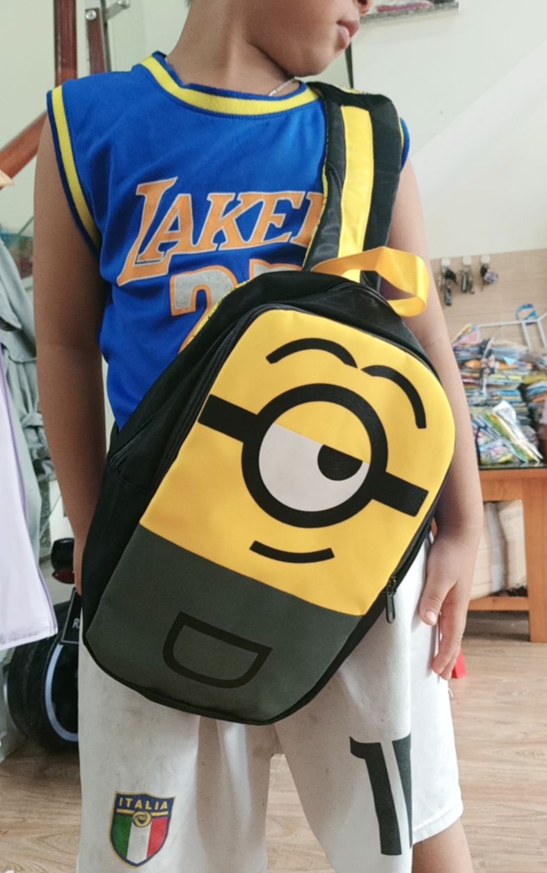 Balo chéo  zara Minion