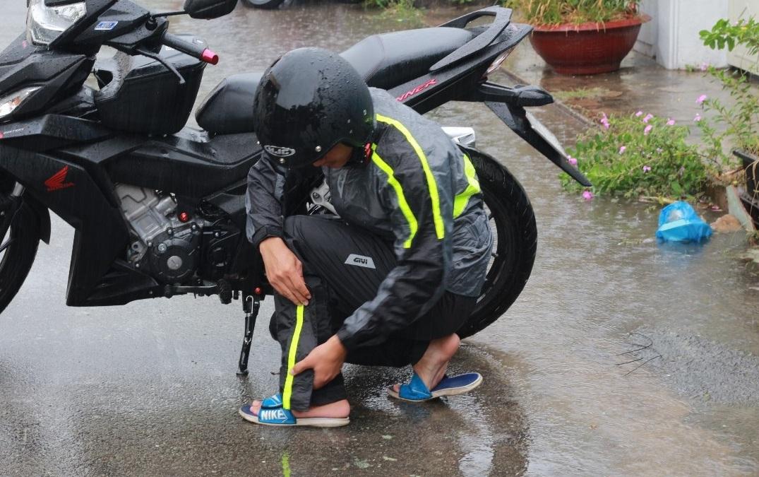 Bộ quần áo mưa givi CRS01
