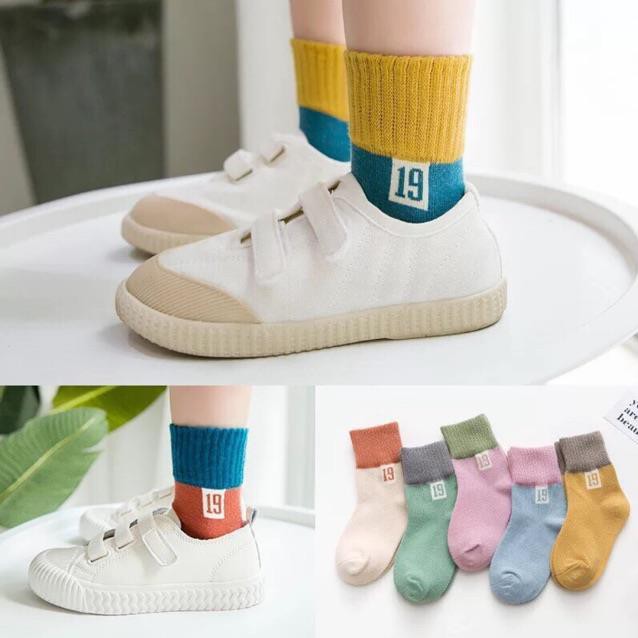 Set 10 đôi tất cỏ cao có hình số 19 cho bé yêuz.
