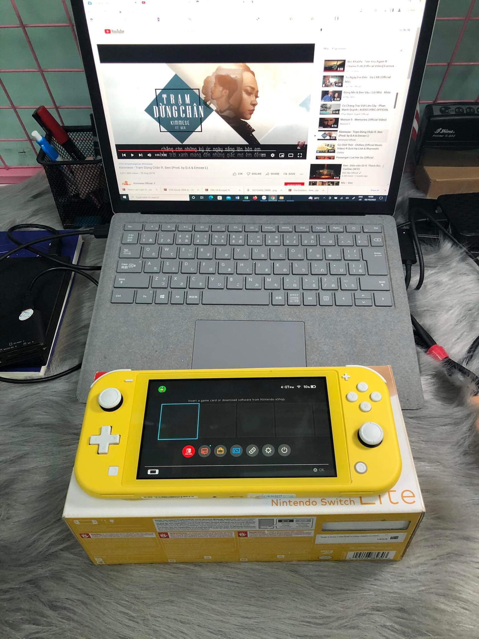 Nintendo Switch Lite - Hắc ám