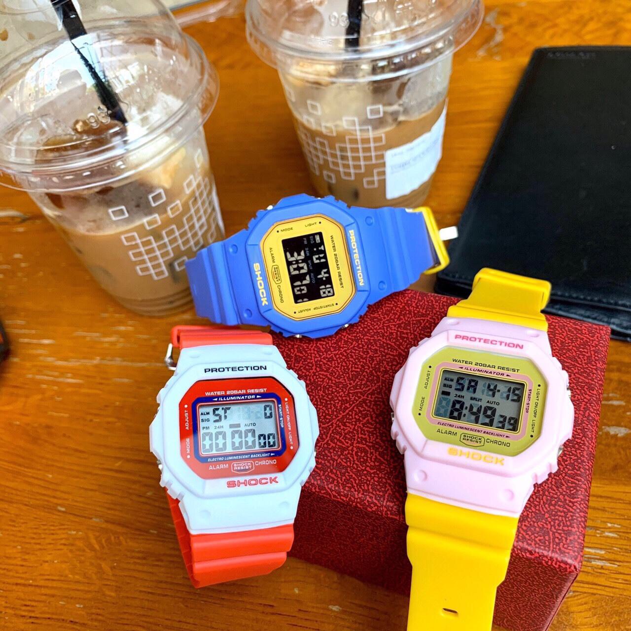 Đồng hồ điện tử nam nữ Shock dây silicon mặt vuông cá tính