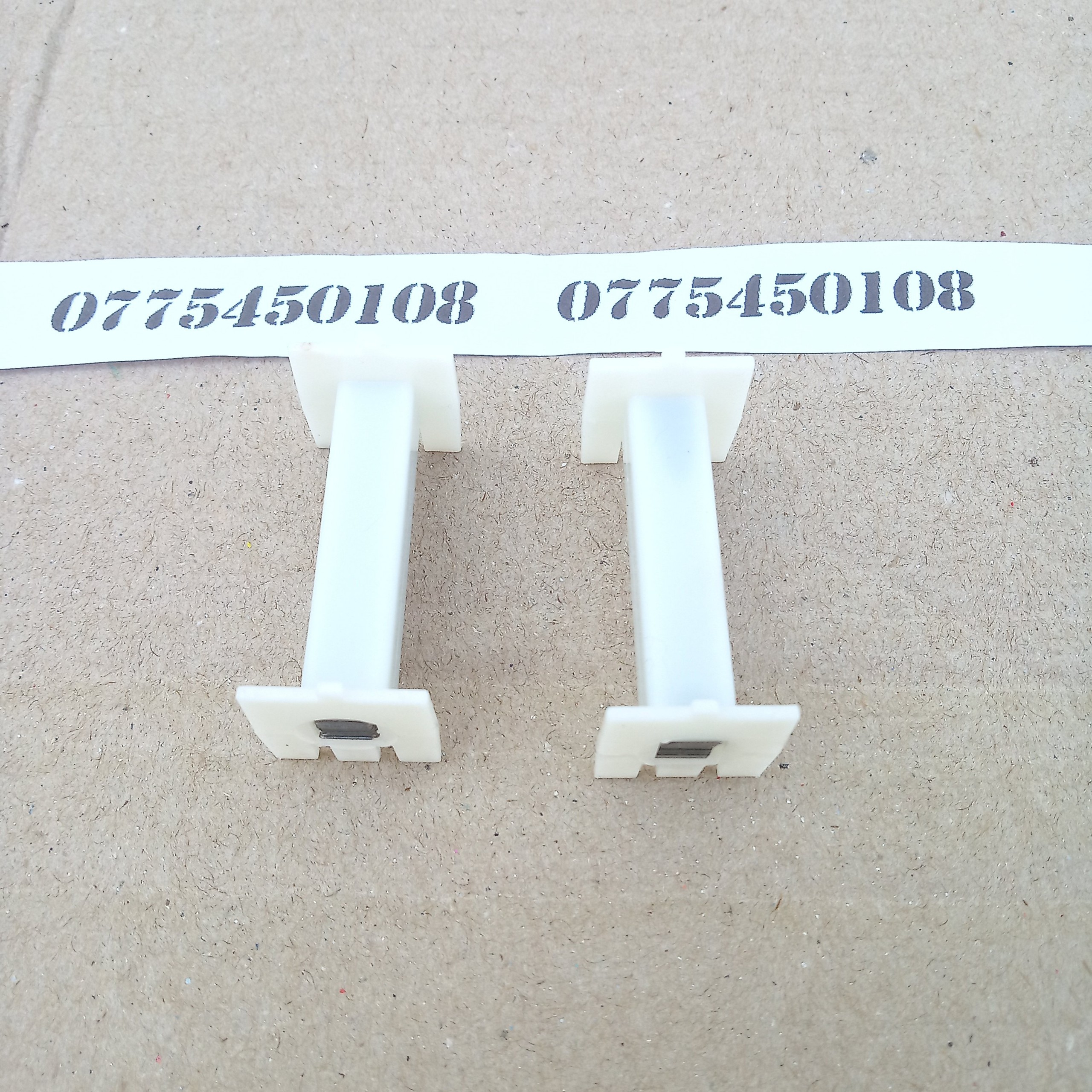 KHUNG QUẤN CUỘN CẢM VUÔNG NHỎ - 2 CÁI