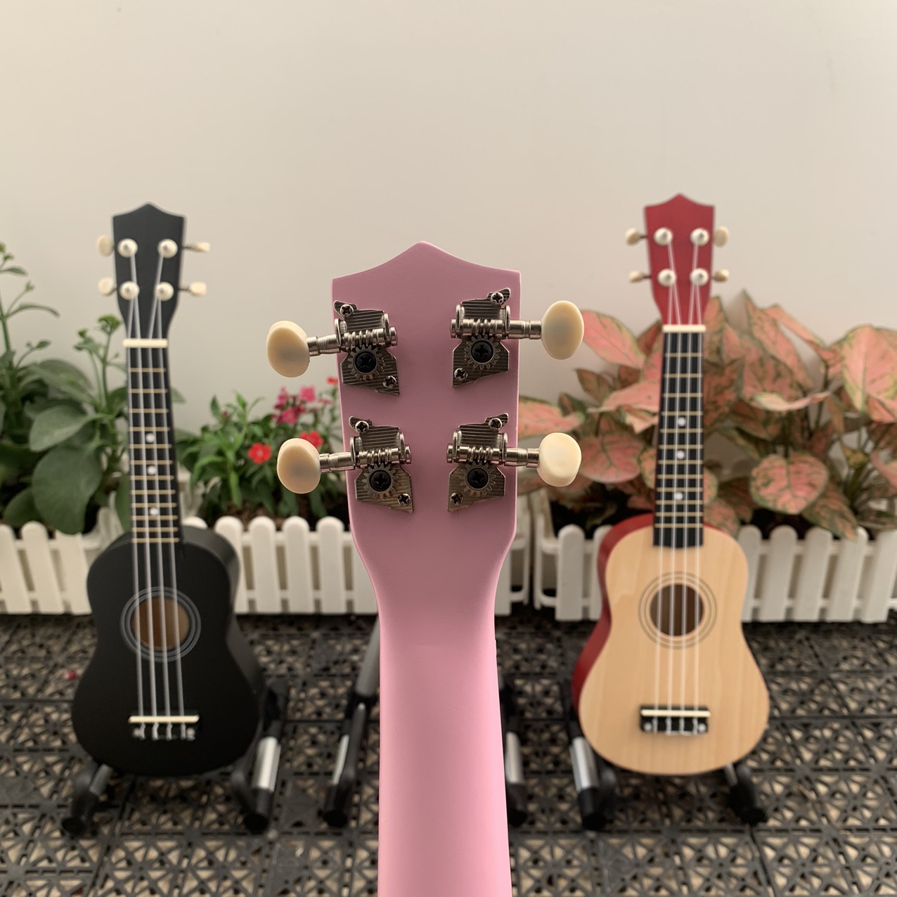 ĐÀN UKULELE SOPRANO 21INCH HỒNG NHẠT