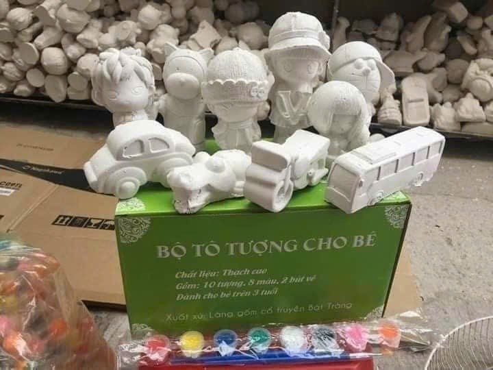 Bộ 10 tô tượng kèm màu cho bé