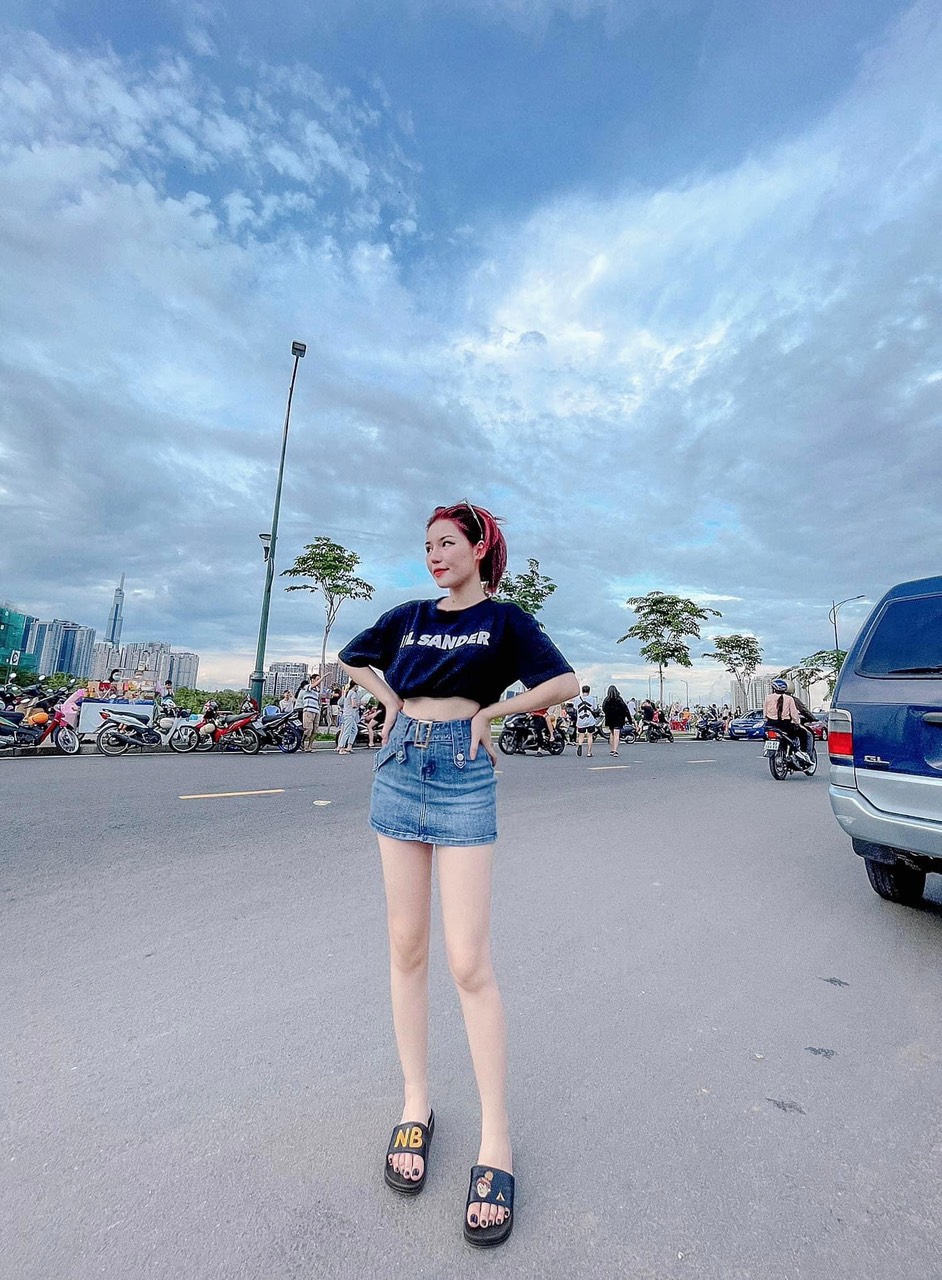 chân váy jeans kèm đai hàng loại 1