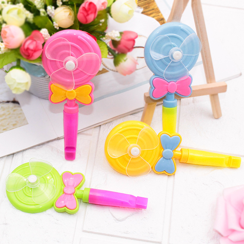 Chong Chóng Cầm Tay Nhiều Màu Lựa Chọn Cho Bé, Có Còi Thổi