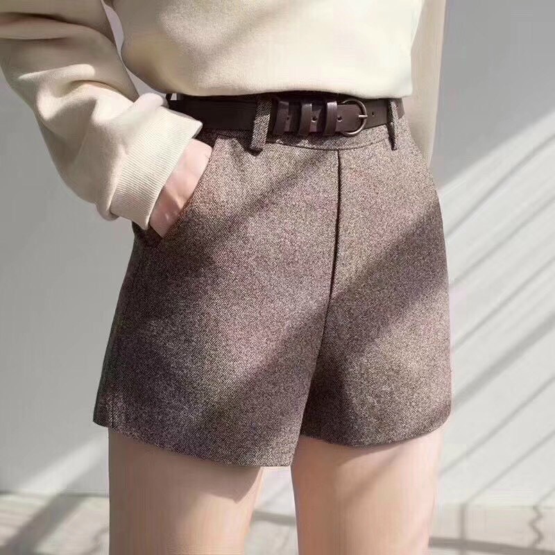 Quần short dạ kèm đai - Hàng quảng Châu