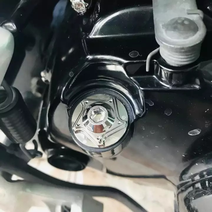 Ốc nắp nhớt Salaza thái cho dòng xe Suzuky