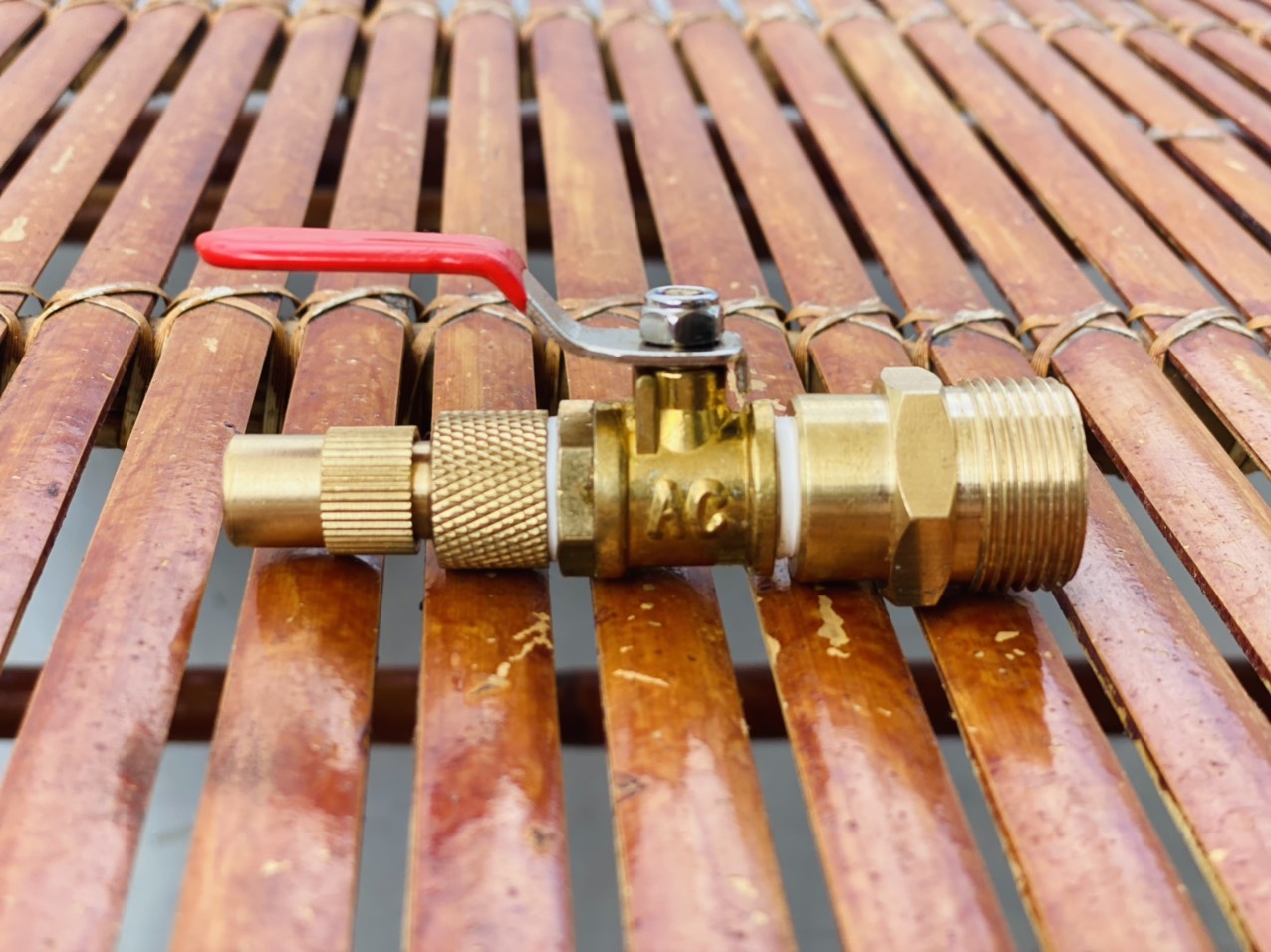 BÉC XỊT RỬA MÁY LẠNH