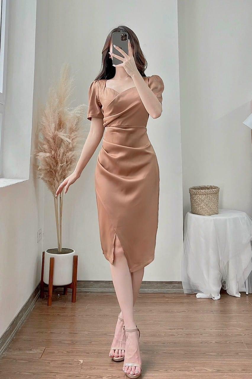 Đầm ôm body cổ vuông nhúng eo sang chảnh