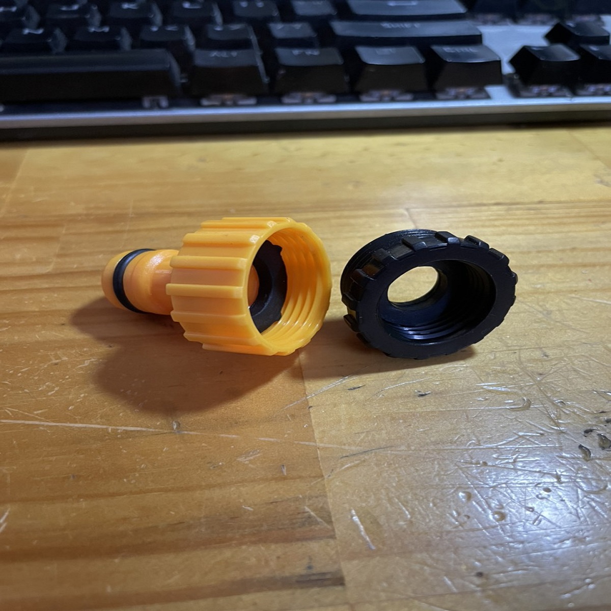 [1 PCs] 20mm internal thread tap fittings or 25mm thread to quick coupler-th390