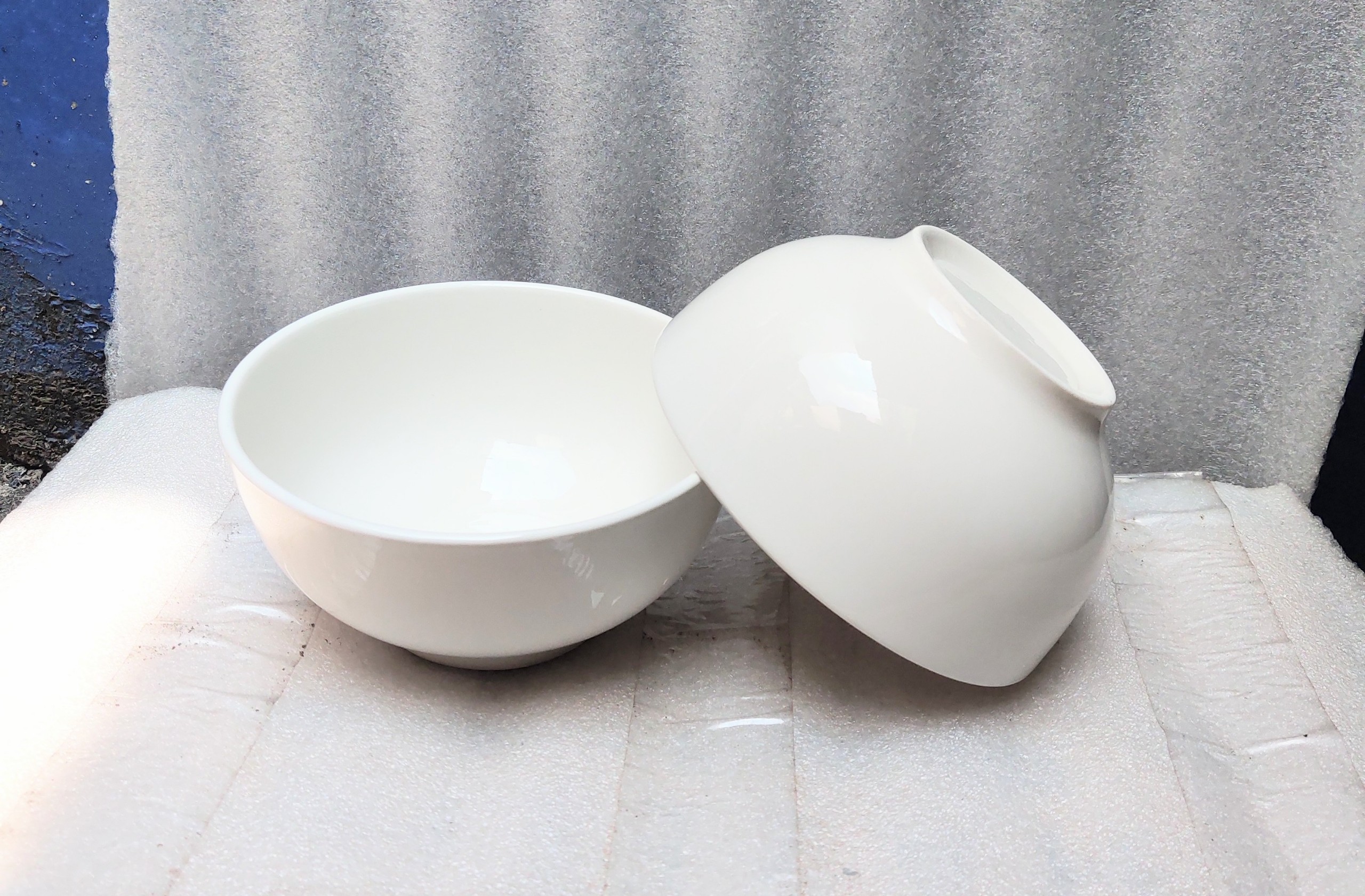 Tô sứ  ăn phở 18 cm x 7cm ngấn trắng logo Mirinda (1)