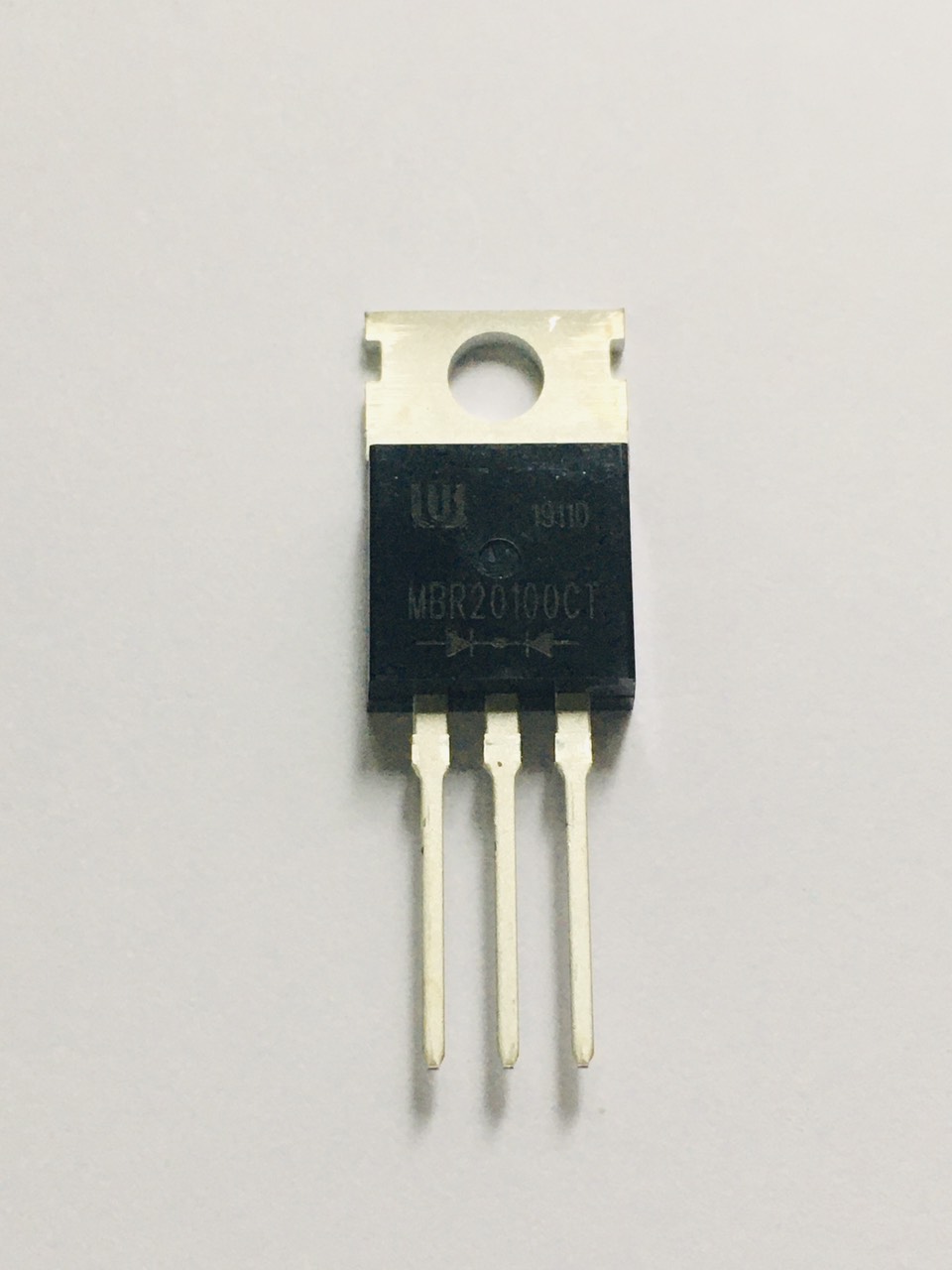 Đi ốt Diode Schottky MBR20100CT 20A 100V-TO220