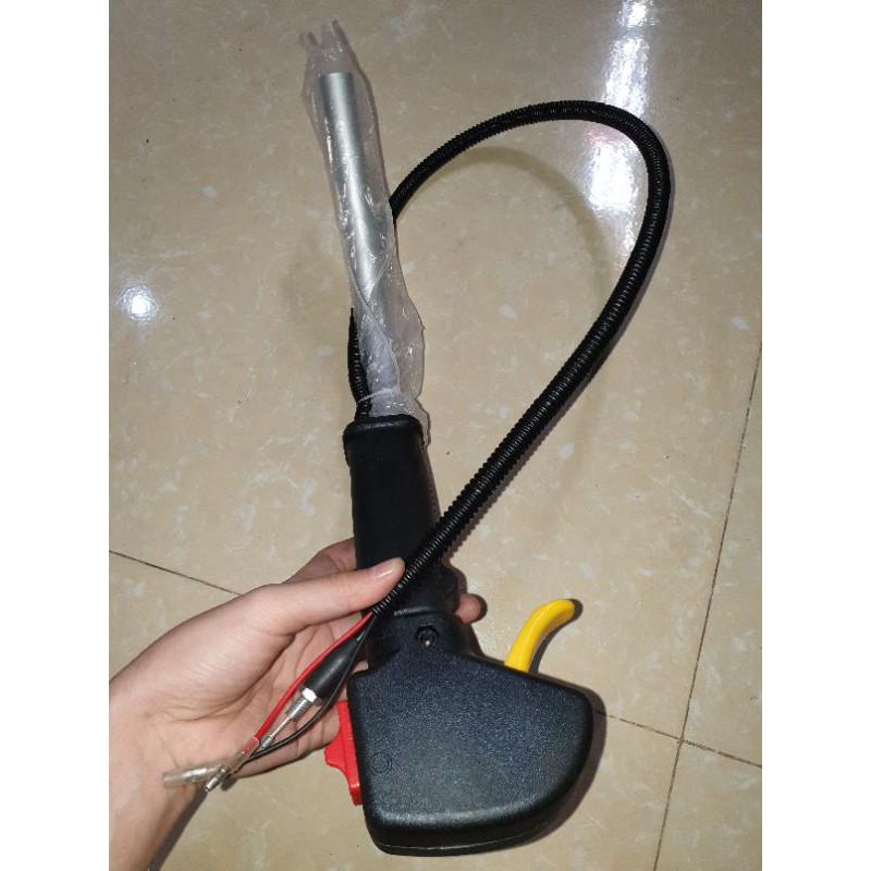 TAY CẦM - TAY CẦN MÁY CẮT CỎ THIẾT KẾ NÚT CÔNG TẮC CỰC TIỆN