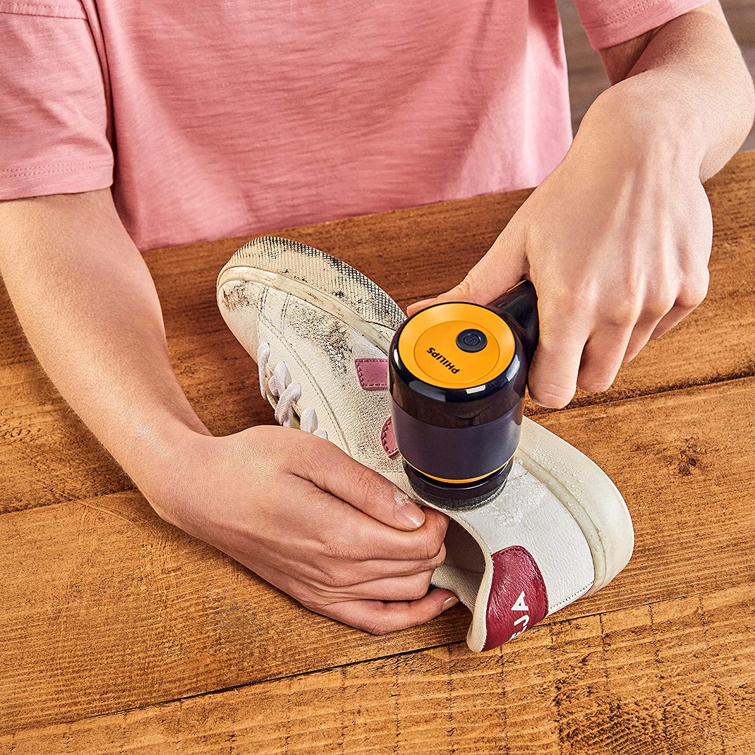 Máy vệ sinh giày Sneaker Cleaner GCA1000/60