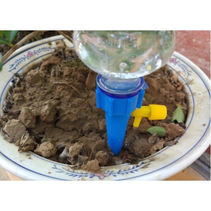 Vòi tưới cây nhỏ giọt tự động