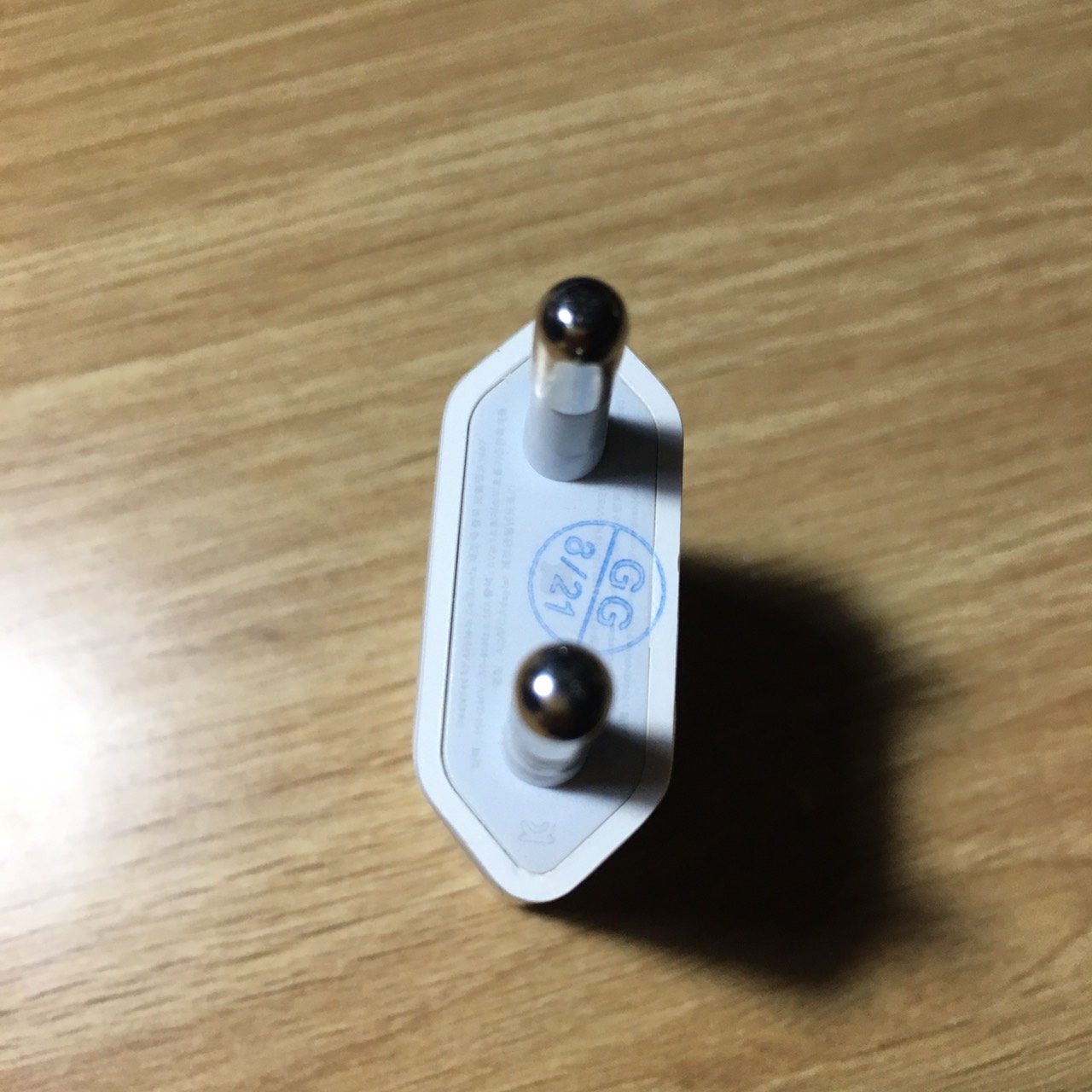 Củ Sạc iPhone Dẹp 2 chân tròn chuẩn Việt Nam