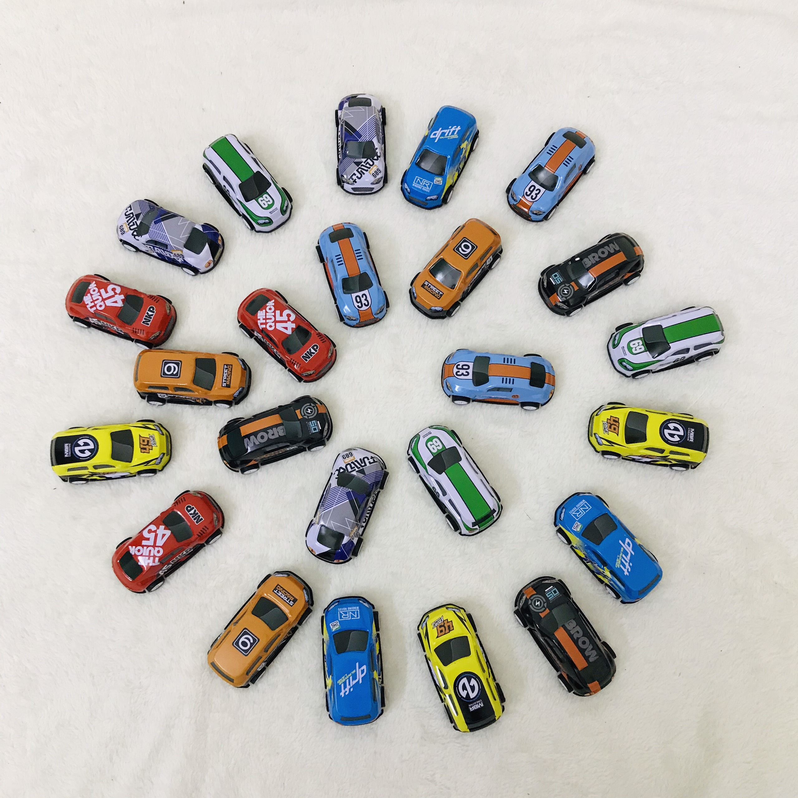 ĐỒ CHƠI XE Ô TÔ ĐÀ SẮT - mô hình siêu xe mini 1/24