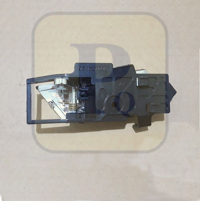 TAY MỞ CỬA TRONG DAEWOO GENTRA