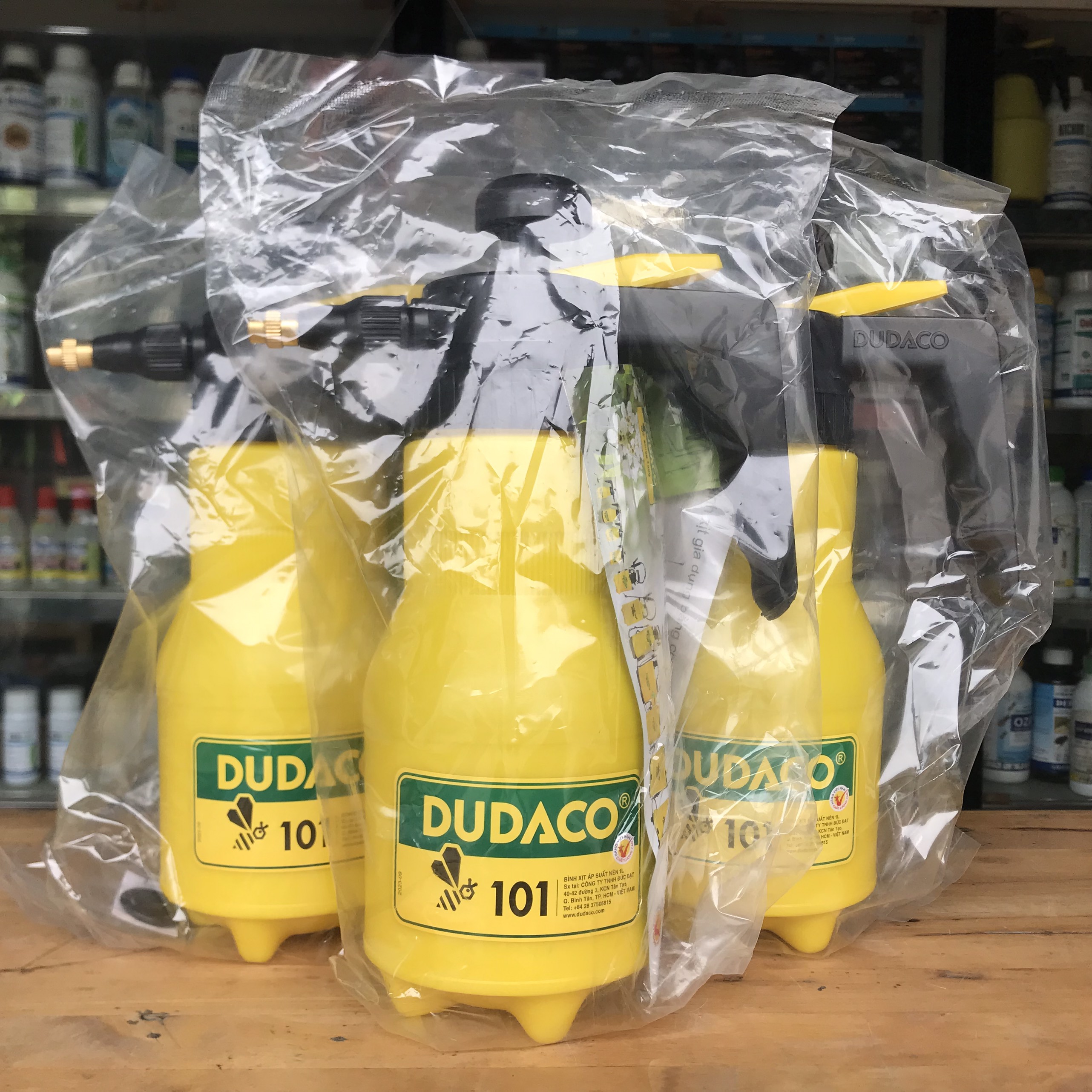 Bình xịt cầm tay DUDACO 1 lít, 2 lít