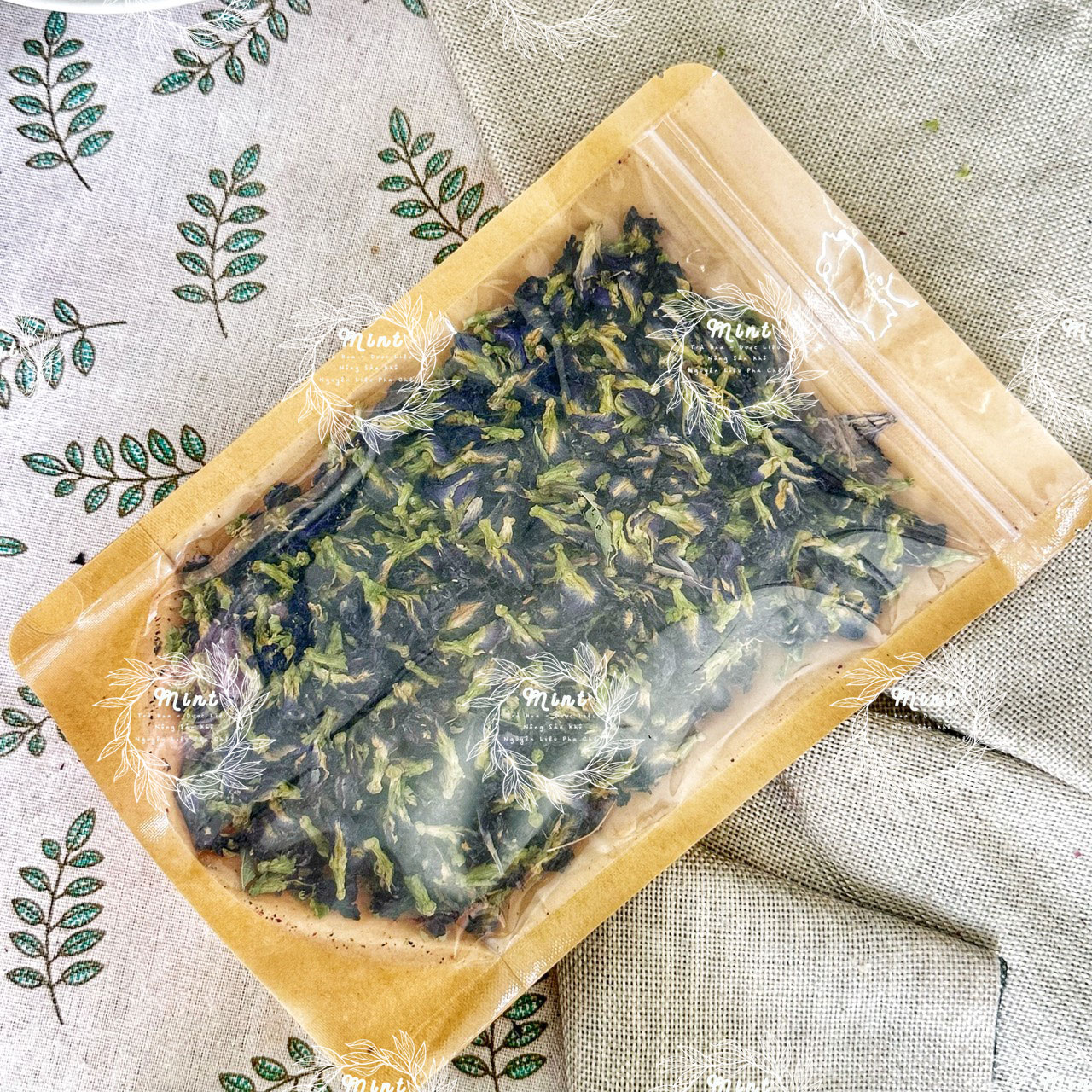 Trà Hoa Đậu Biếc (Đậu Hoa Tím – Bông Biếc) - Chai Thủy Tinh Cao Cấp 200gr