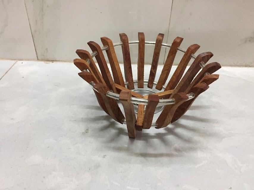 [HCM]Chậu gỗ lượng căm xe số 1 size 20cm
