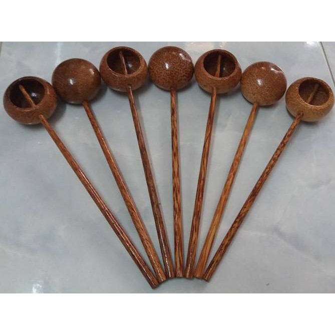 Gáo múc riệu gỗ dừa