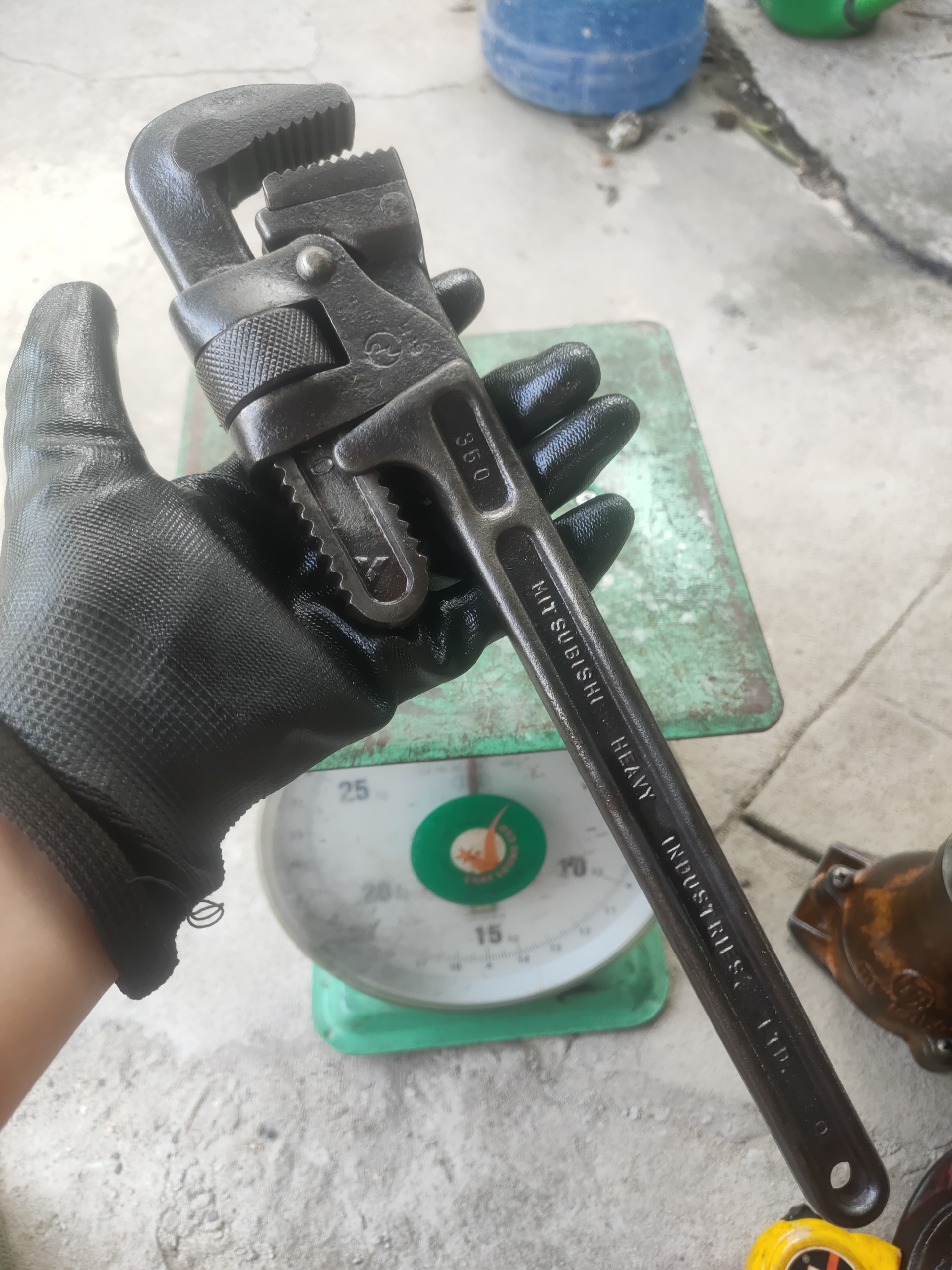 Mỏ lết răng 350mm hàng Nhật bãi
